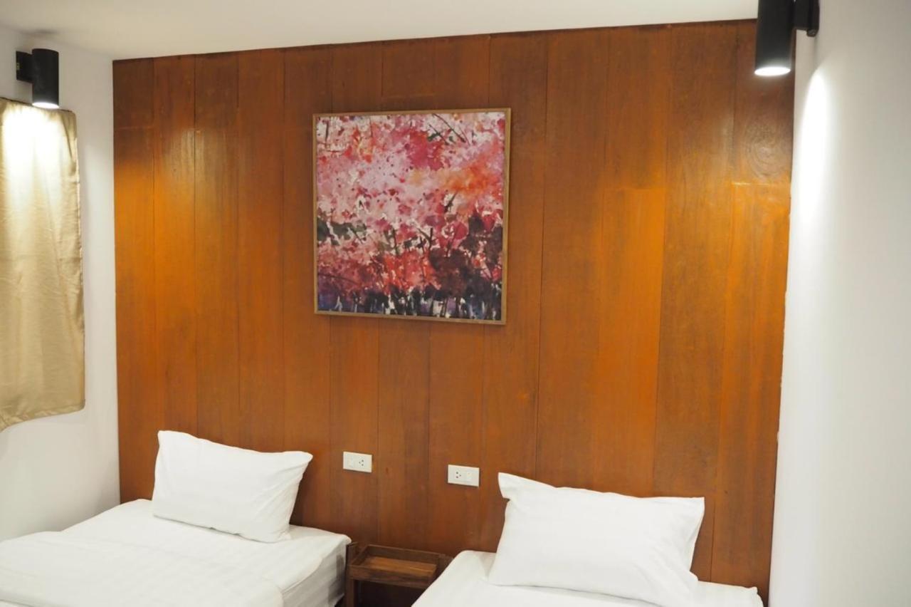 Insight Hostel Chiang Mai Extérieur photo